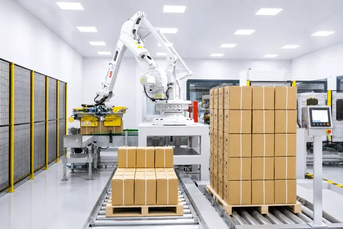 Filling and labeling line